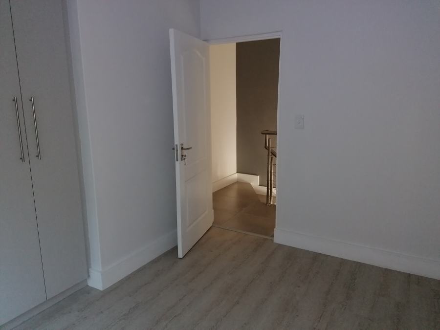 To Let 3 Bedroom Property for Rent in Langeberg Heights Western Cape